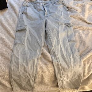 Abercrombie & Fitch cargo jeans